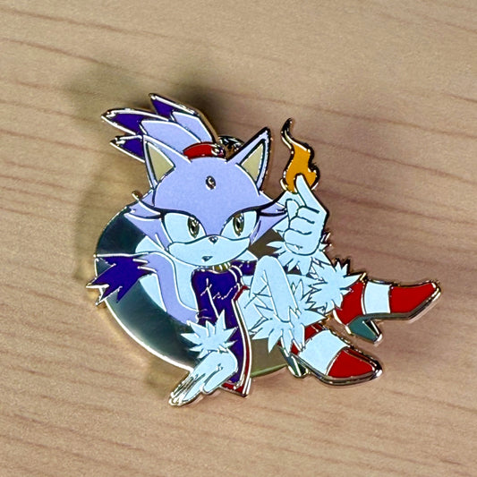 Sol Kitty Enamel Pin